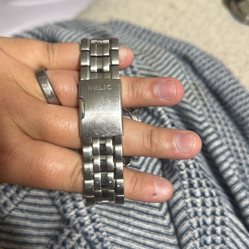 Relic Watch Men’s - Picture 2 of 4